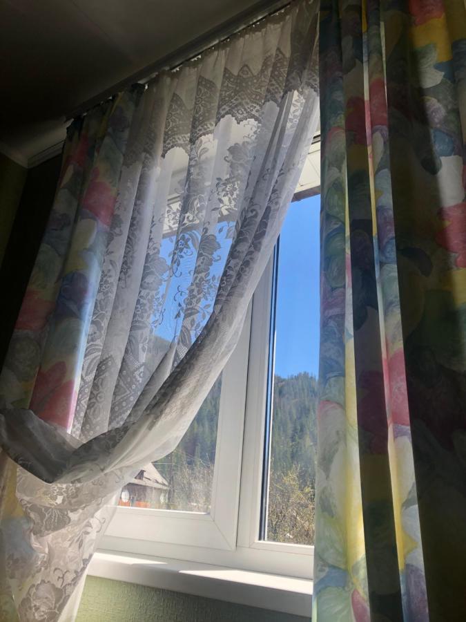 Садиба Диво Квітка タターリウ エクステリア 写真